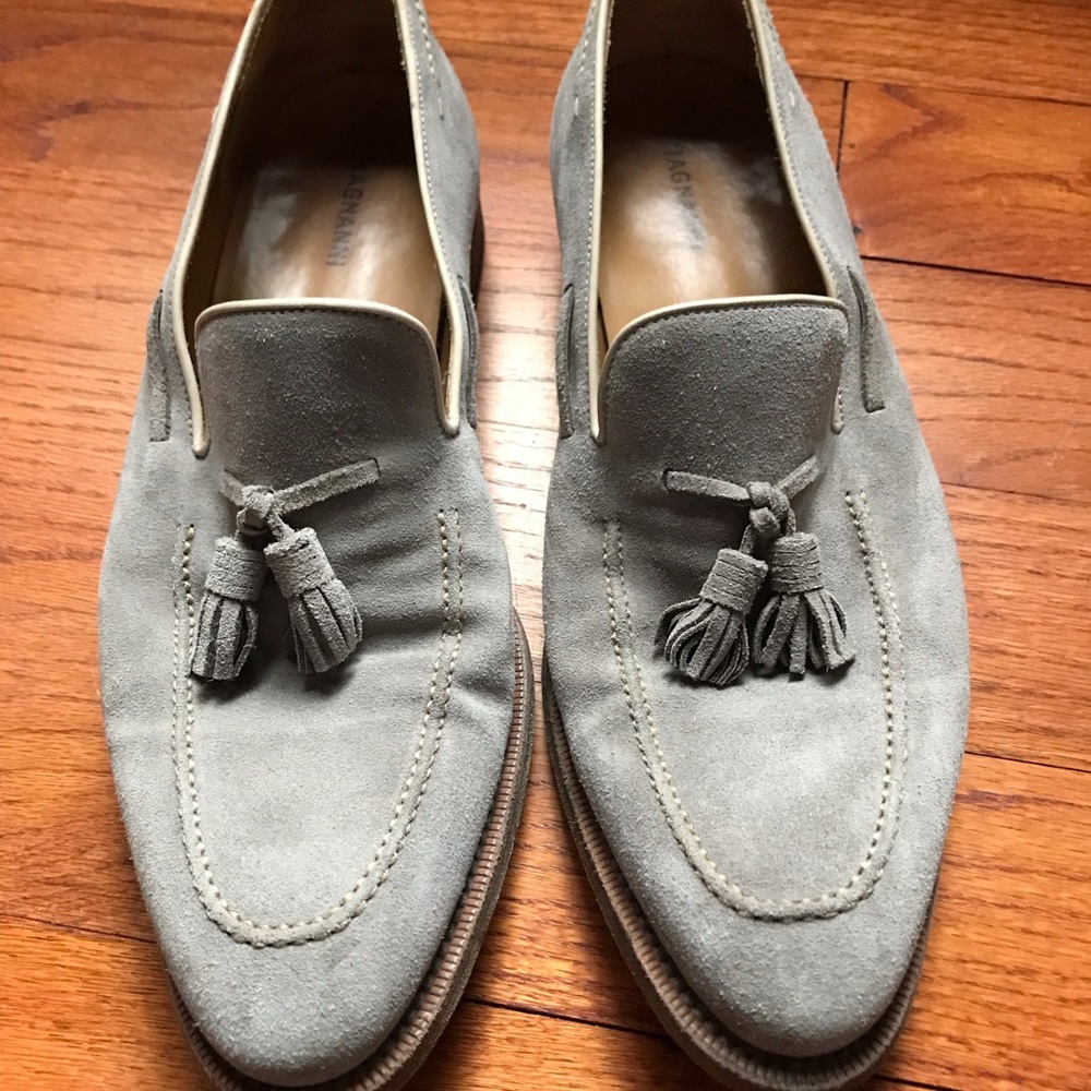 Magnanni Men’s Suede Shoe